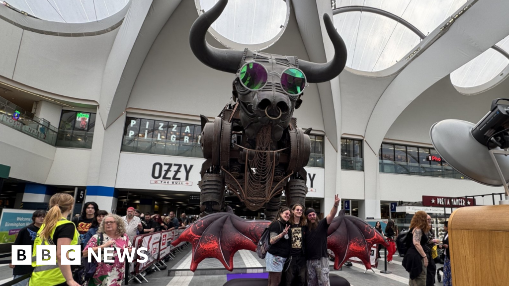 City celebrates Ozzy Day on anniversary of death - BBC