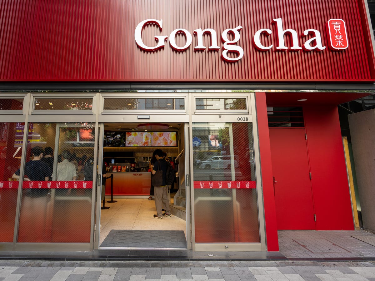 Gong cha Launches Harry Potter Drinks & Merch As Part Of Limited-Edition Hogwarts Collection