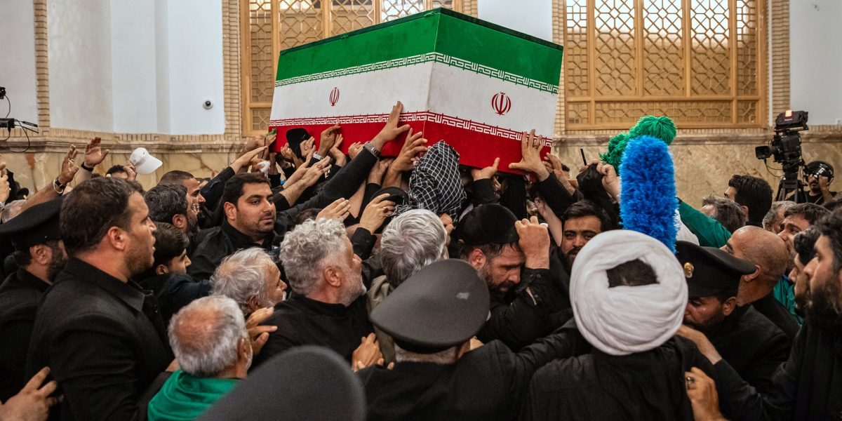 Trump and Iranian leader trade threats as mediators try to save crumbling deal
