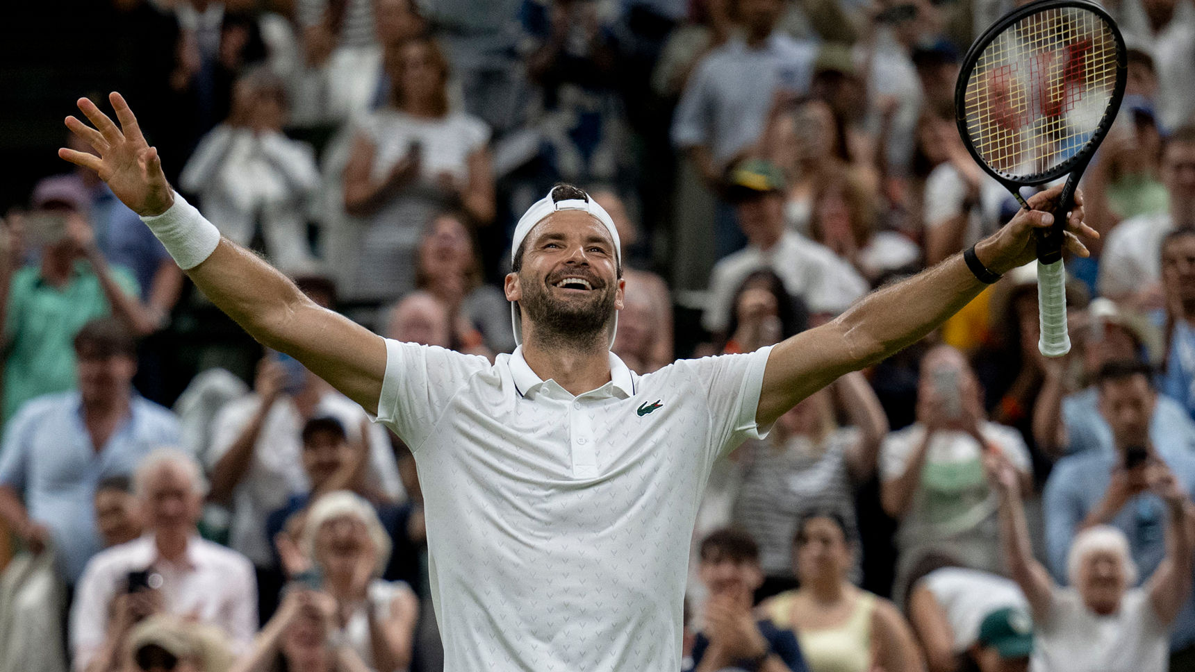 Dimitrov delights with victory over Berrettini - Wimbledon