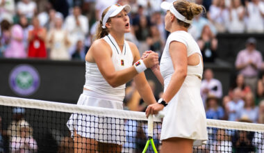 Krejcikova, Andreeva share a laugh in the tunnel before taking Centre Court