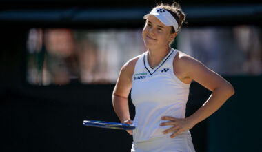 Noskova books quarter-final place with win over Keys - Wimbledon