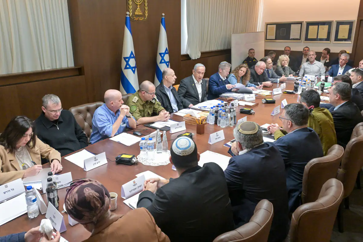 הקבינט מתכנס (ארכיון) , קובי גדעון/לע"מ