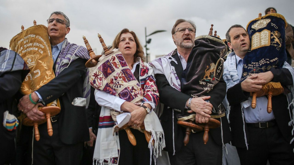 On the left: Rabbi Rick Jacobs, archive. ‘We need policies that honor the commitment that Israel will be a home for every Jew’ (Photo: Courtesy of the Israel Reform Movement) נשיא התנועה הרפורמית וריבלין
