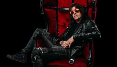 Rachel Bolan publicity photo
