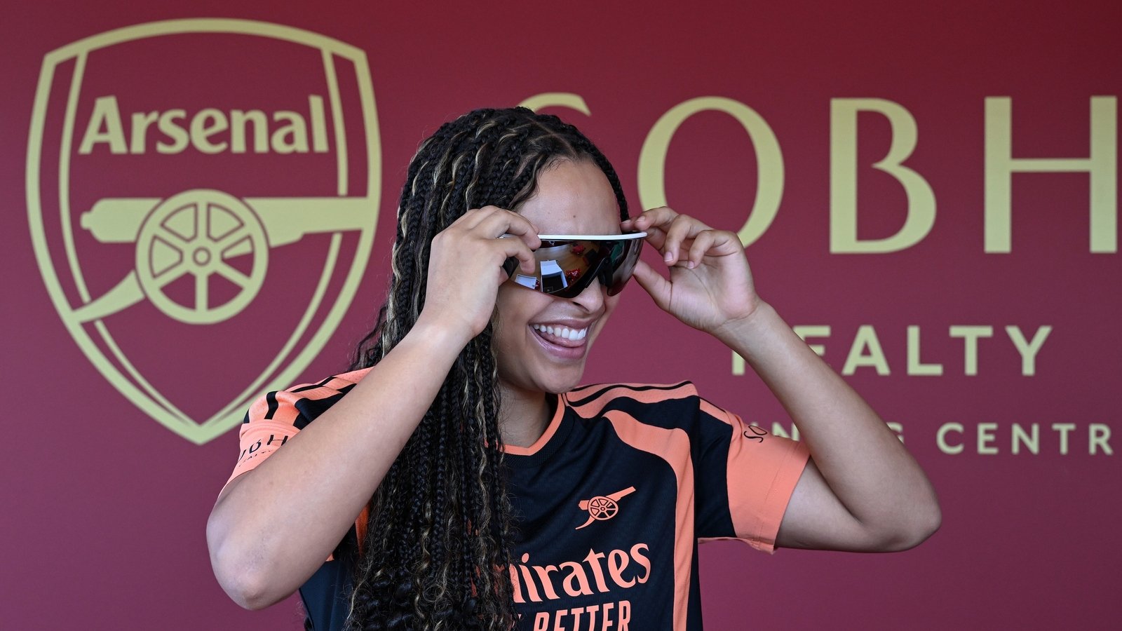 Behind the scenes of Baum’s first day at Arsenal | Video | News