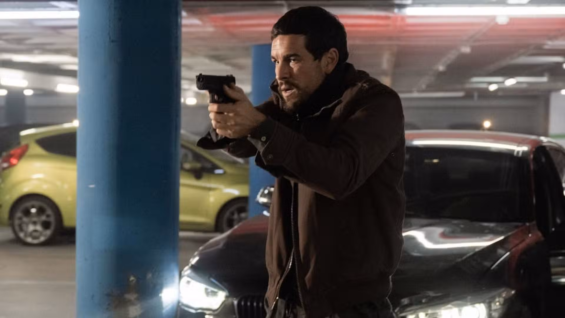 Mario Casas in Agent Zeta