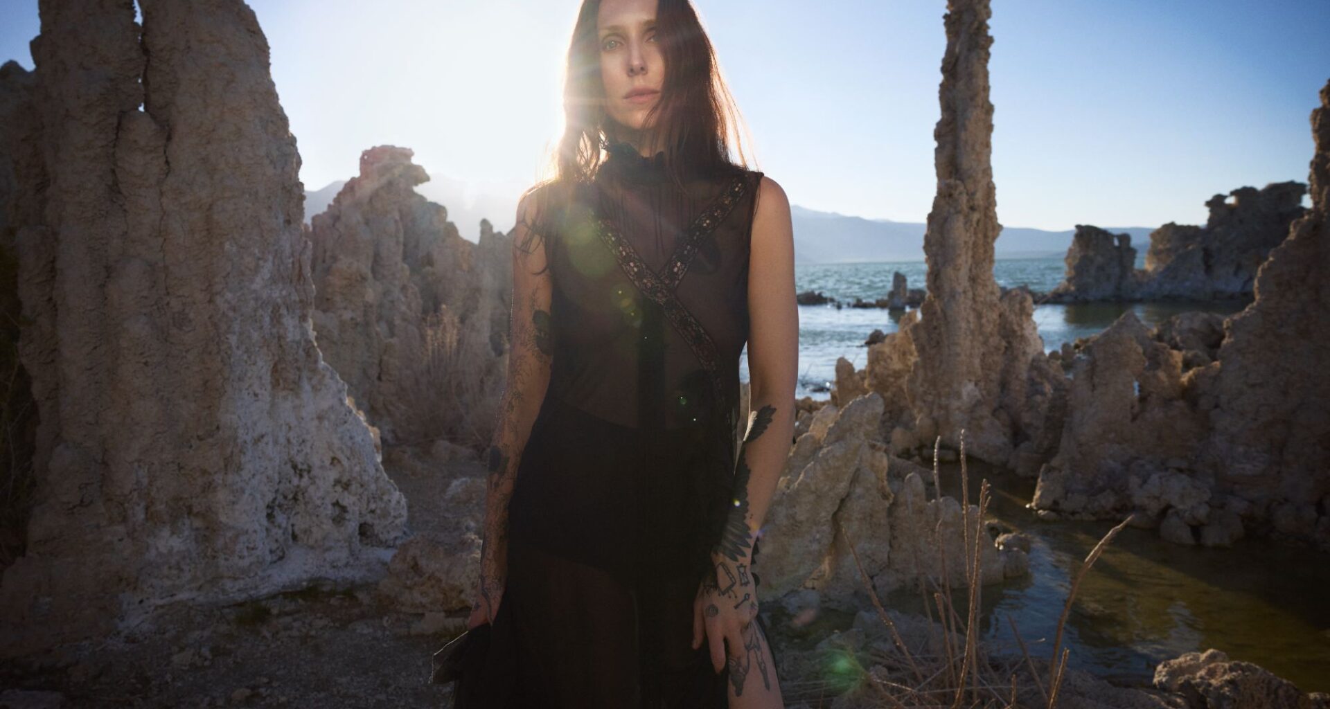 Chelsea Wolfe talks new album ‘The Dark’: “I needed to go through some difficult times to stop self-abandoning”