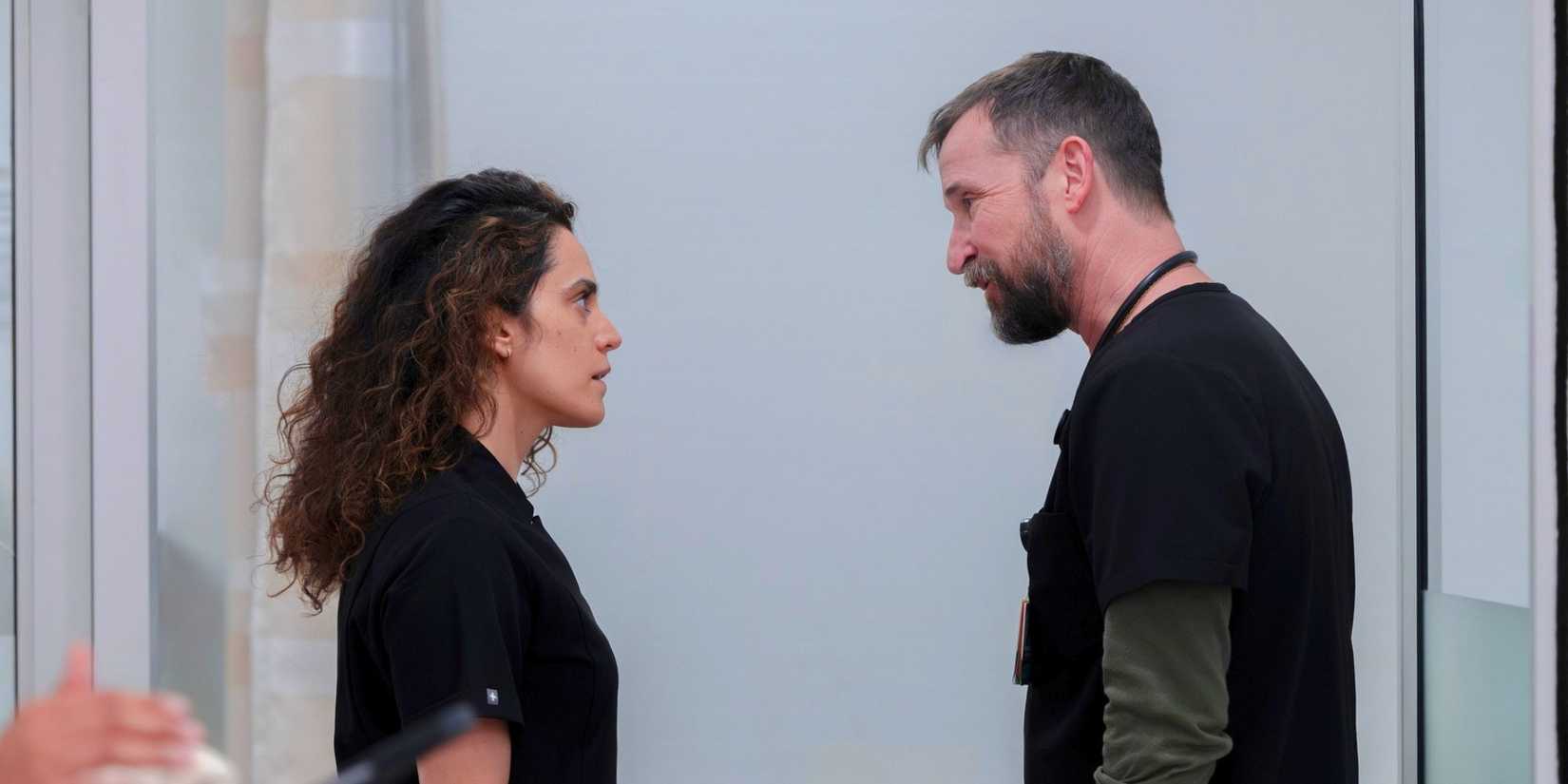 Sepideh Moafi, Noah Wyle in The Pitt Season 2 Episode 15