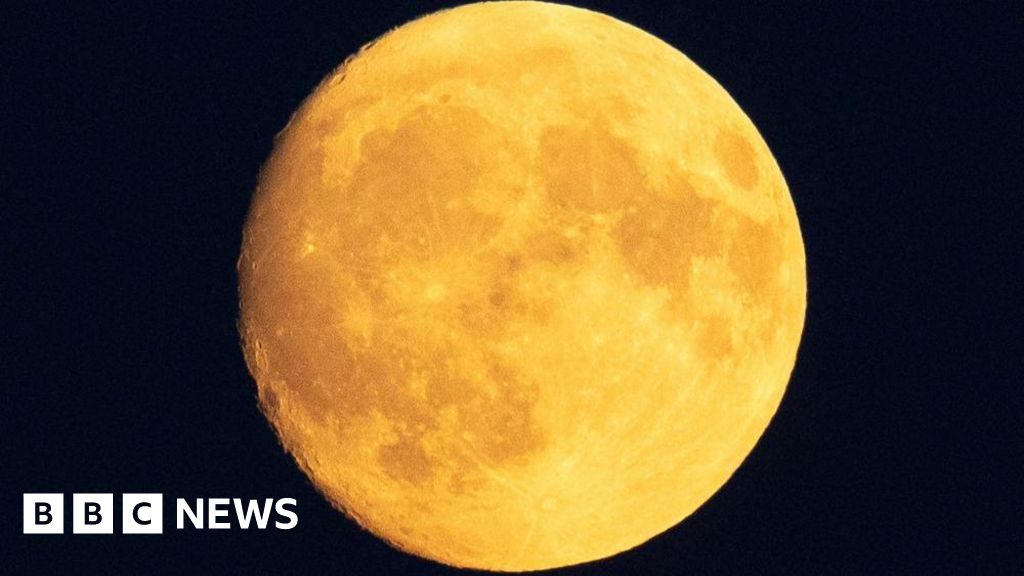 Buck Moon: Best places to watch in the West of England - BBC