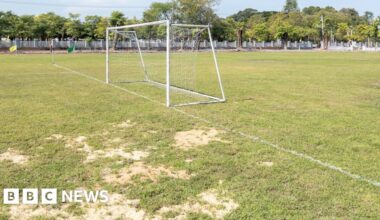 Football pitches 'like concrete' due to extreme heat, say Yorkshire clubs - BBC