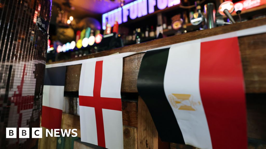 Warning to South West football fans ahead of 1am England kick-off - BBC