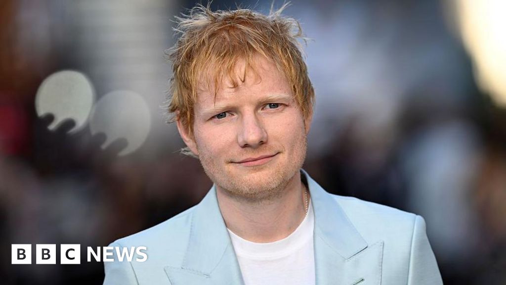Ed Sheeran inspires government-backed 'music in libraries' scheme - BBC