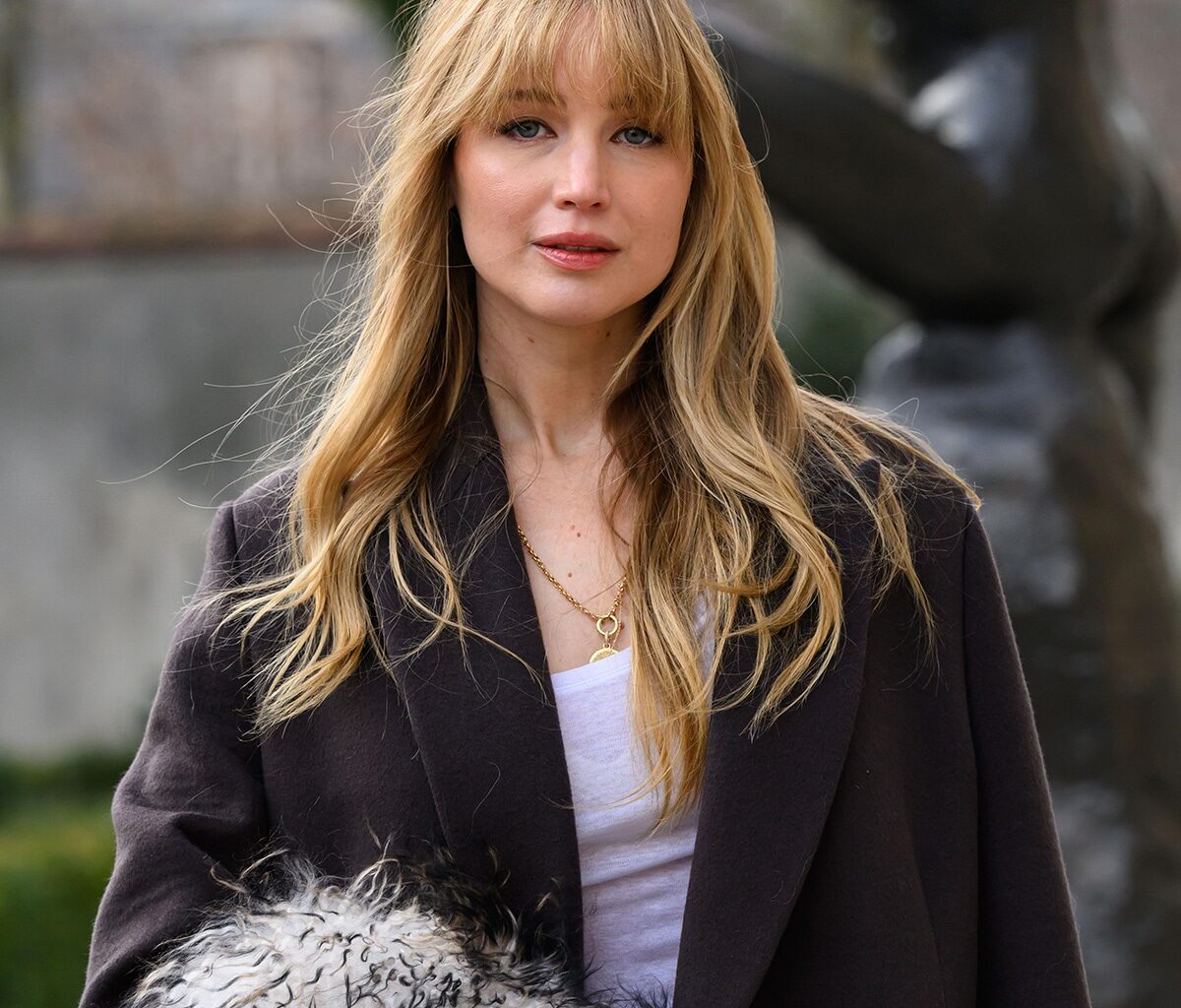 Jennifer Lawrence Unveils Brunette Hair Transformation