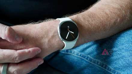 galaxy-watch-8-on-wrist