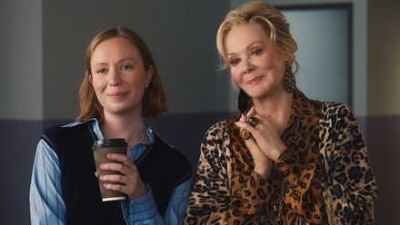 Hannah Einbinder's Ava smiling with Jean Smart's Deborah in Hacks Season 5