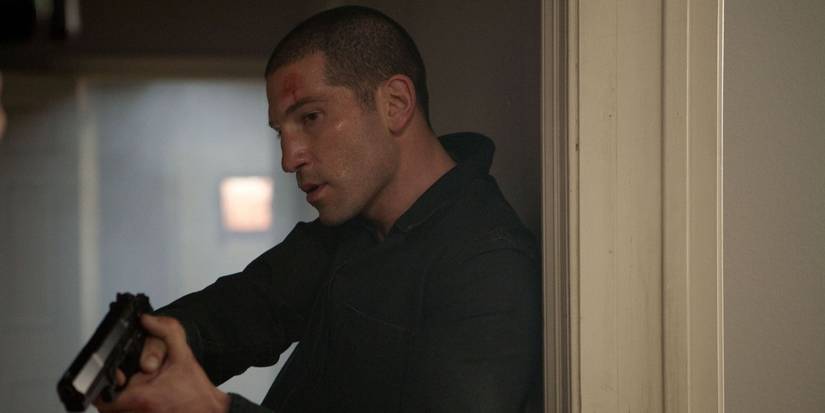 Jon Bernthal with a gun in Snitch