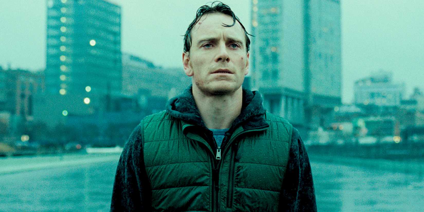 Michael Fassbender under the rain in Shame