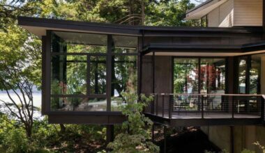 This Cantilevered Forest Home in Washington Hovers Above The Trees