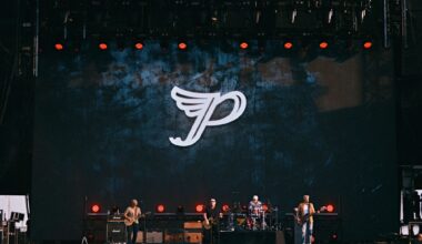 Pixies respond to Dave Grohl’s claim that ‘Surfer Rosa’ is "perfect”