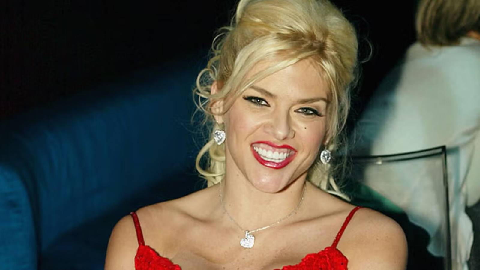 Anna Nicole Smith Is Getting The Adaptation Treatment After Controversial Pamela Anderson Series