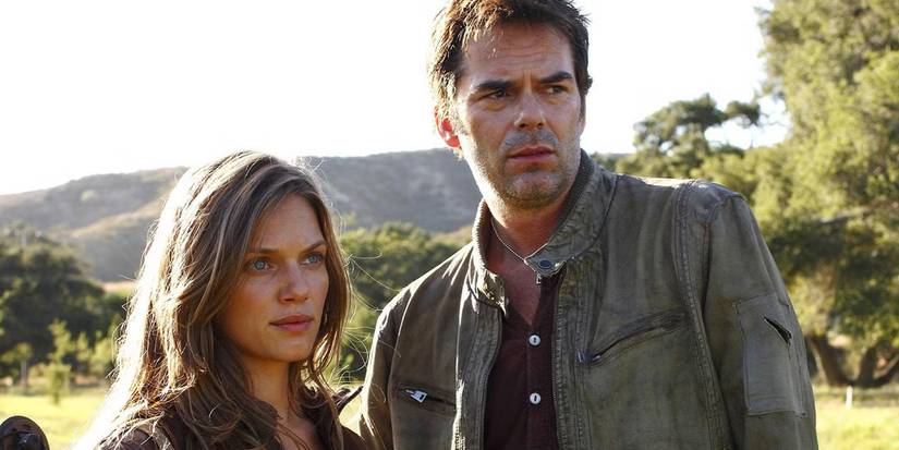 Charlie (Tracy Spiridakos) and her uncle Miles Matheson (Billy Burke) on 'Revolution'