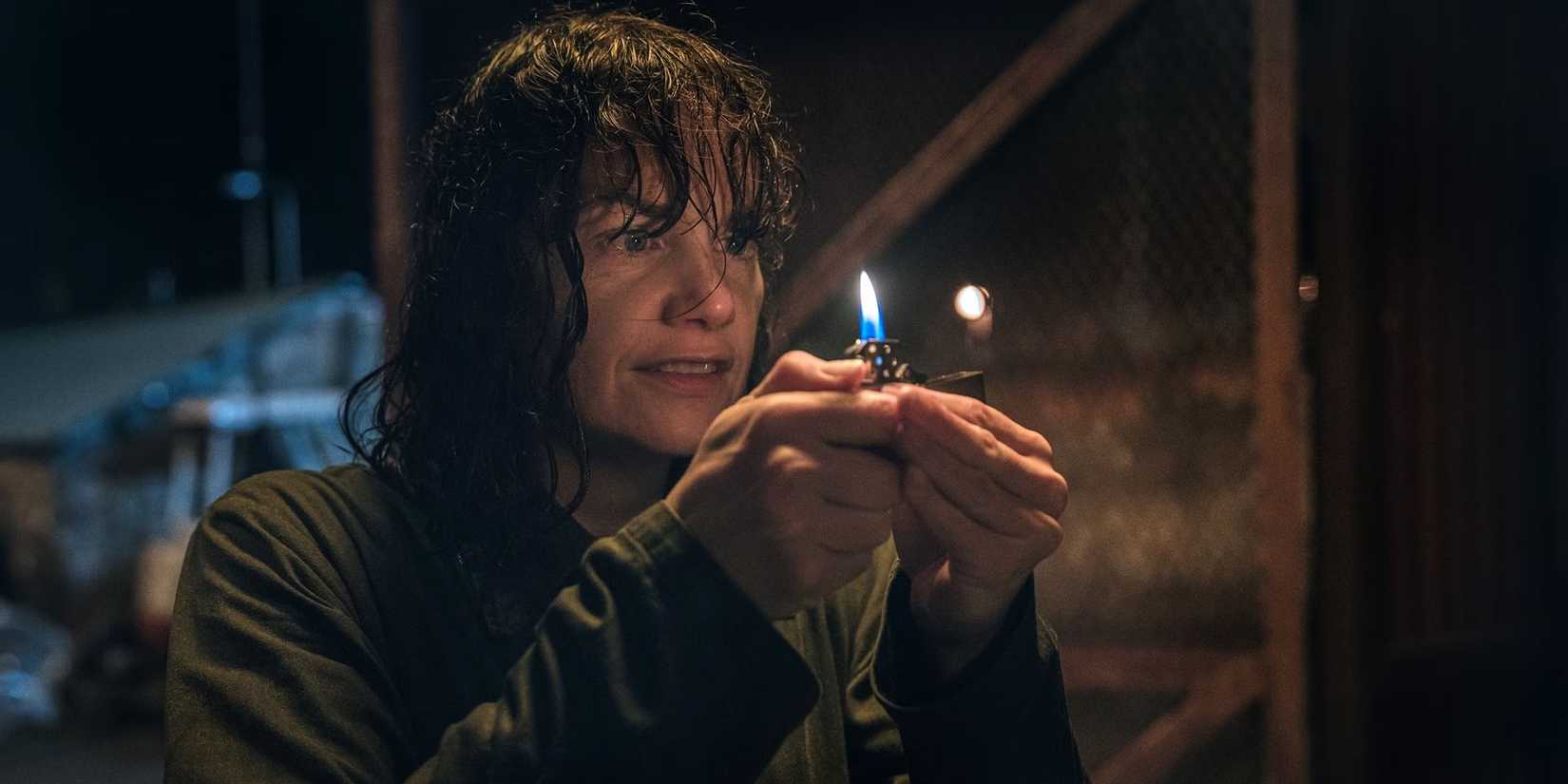 Ruth Wilson as Lorna Brady in Episode 1 of The Woman in the Wall