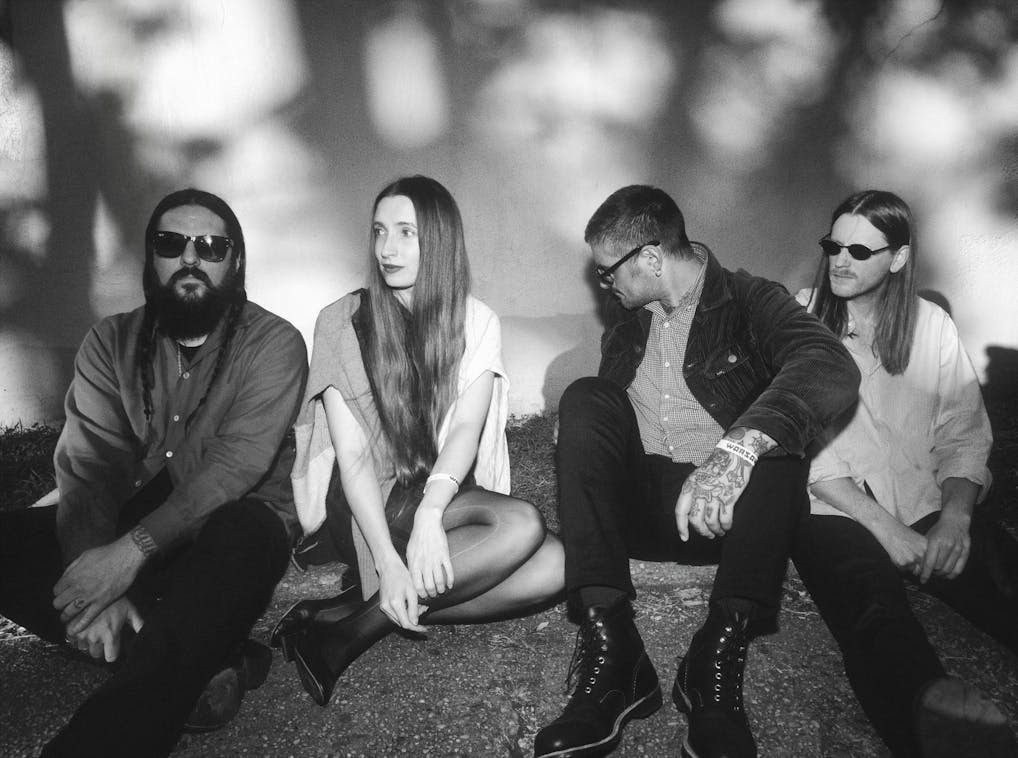 Dry Cleaning Share New Songs "Grass" & "I Have The Key": Listen