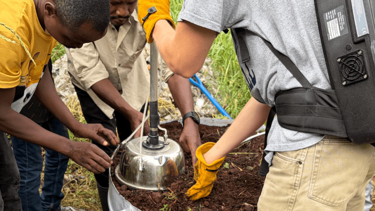 StratX raises $1.19M to tackle landfill methane with living biocovers