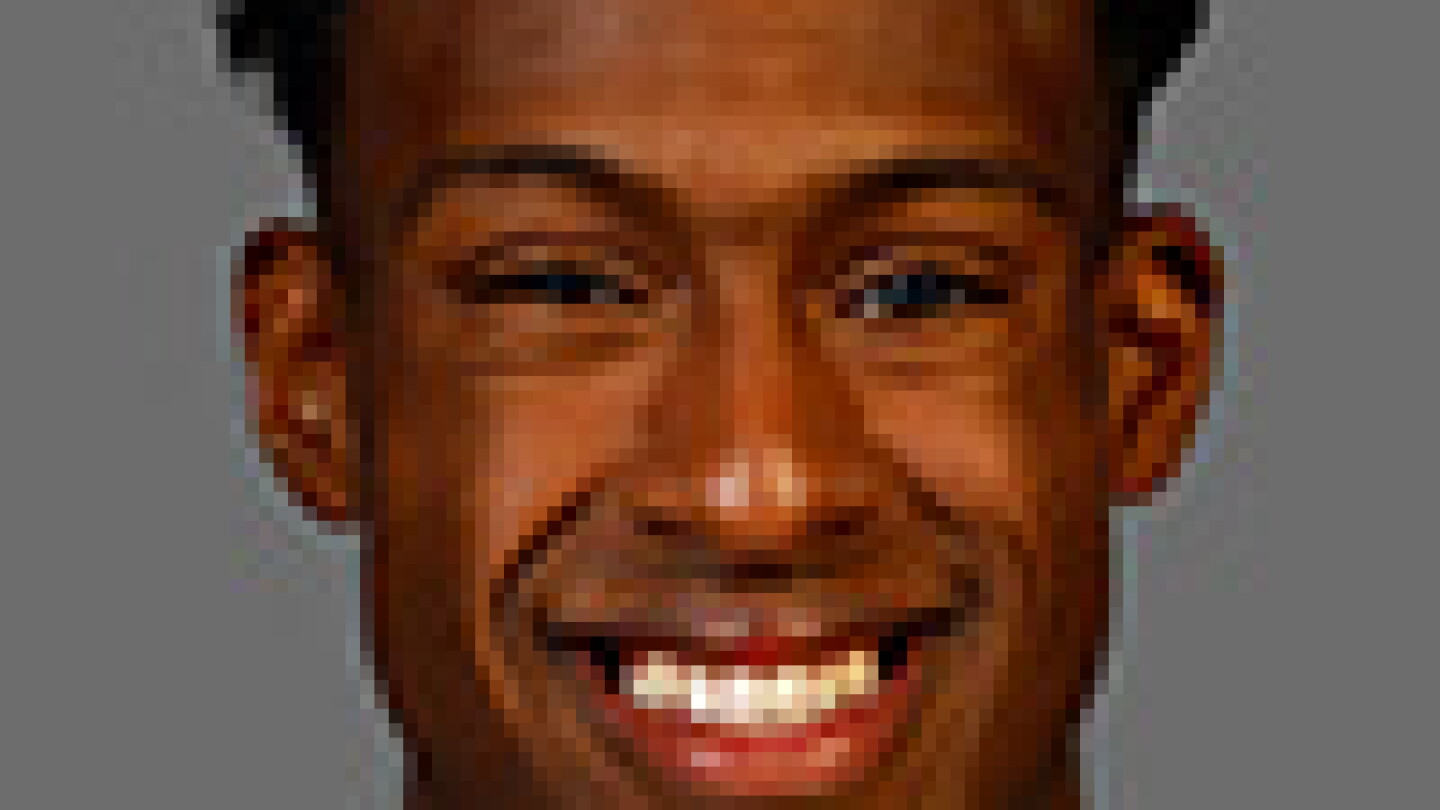 Olivier-Maxence Prosper knocks down four triples