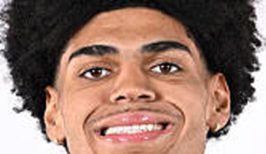 Koa Peat scores 17 points in Suns summer debut