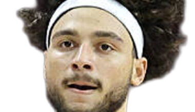 Allen Graves tallies 22 points, 13 rebounds