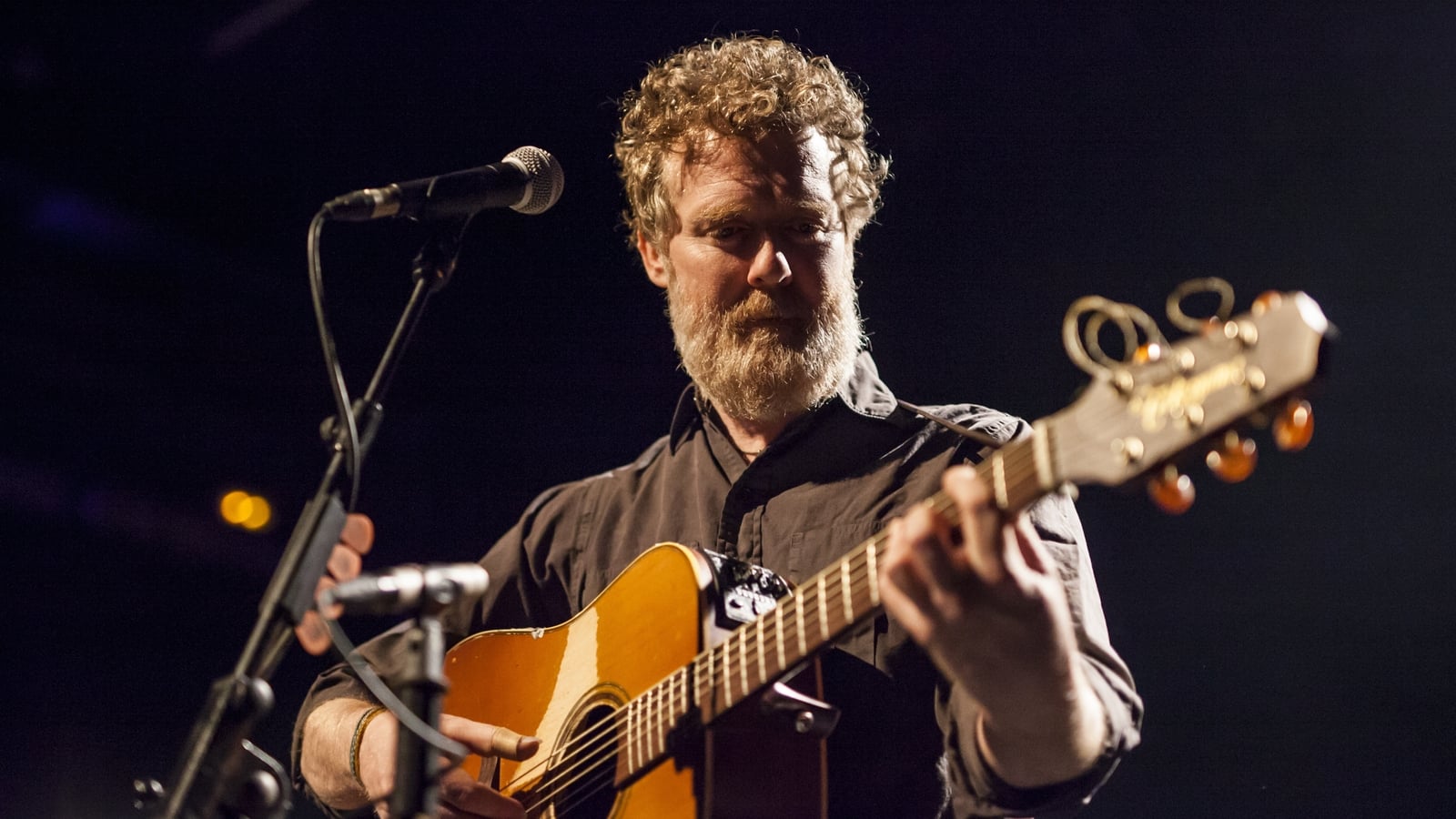 Public wake to be held for musician Glen Hansard