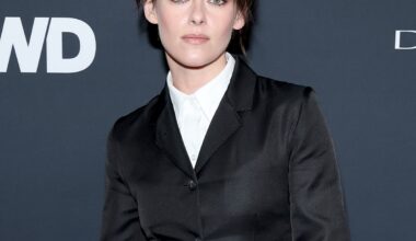 Kristen Stewart Says She Was "Pretentious Little Loser" Making Twilight