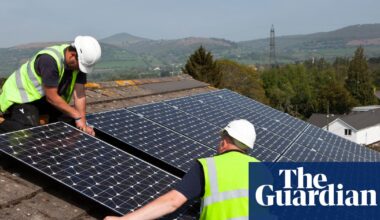 Cut cost of loans for solar panels on UK homes, ministers urged | Solar power