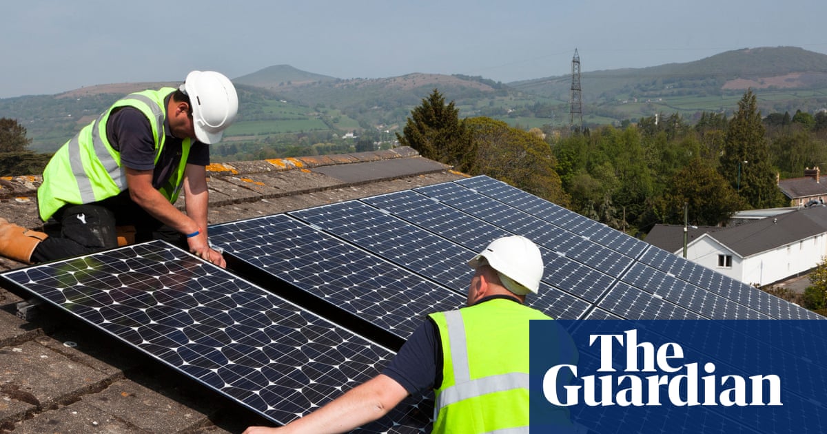 Cut cost of loans for solar panels on UK homes, ministers urged | Solar power