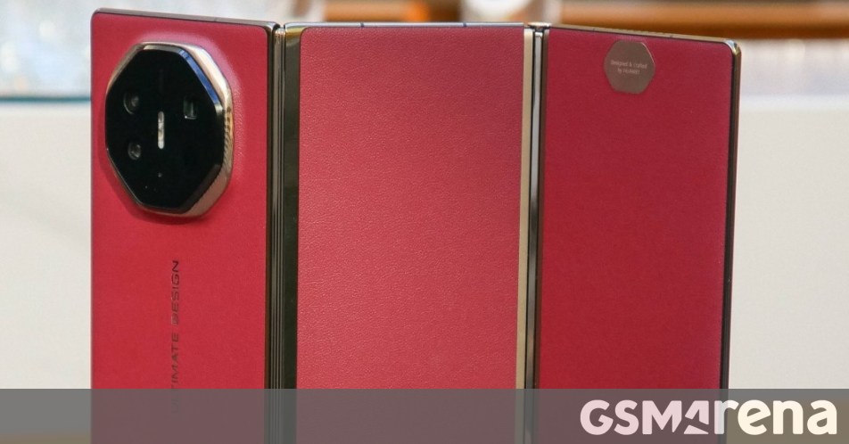 Huawei Mate XT 2 will be unveiled next month
