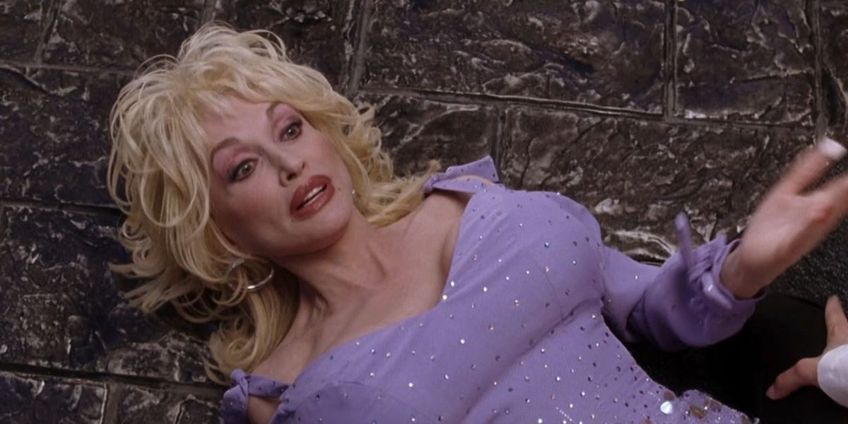 Sandra Bullock shares brilliant Dolly Parton memory at Practical Magic 2 premiere