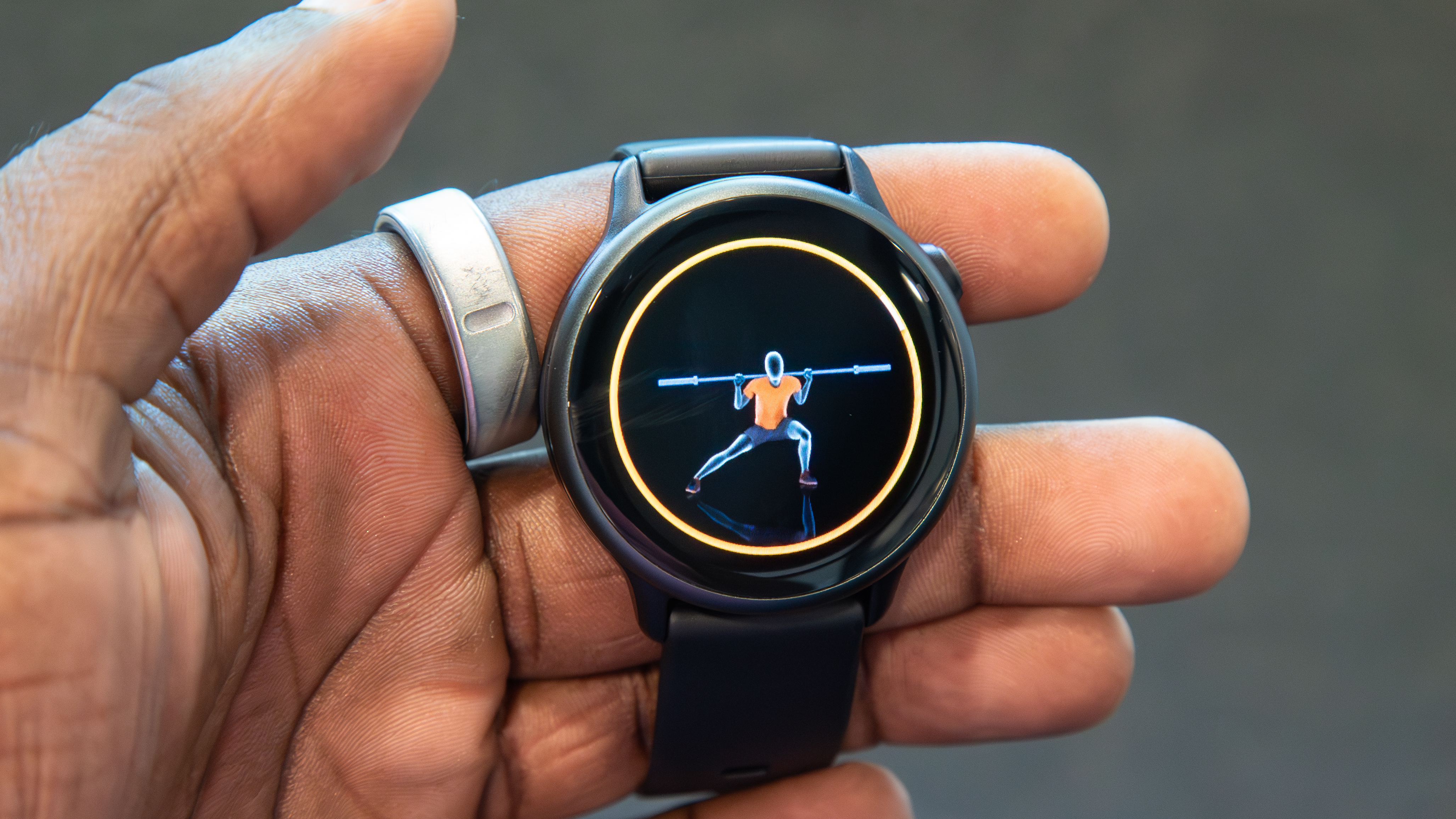 A workout animation on the Garmin Vivoactive 6