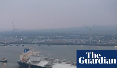 ‘Winter panic’: EU gas stores at their lowest level in 13 years | Gas