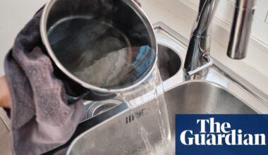 Household chemicals end up as pollutants if not disposed of correctly. What shouldn’t go down the drain? | Pollution