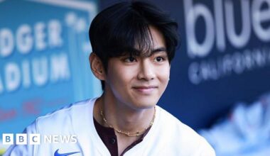 BTS star V reveals hearing loss battle during livestream - BBC