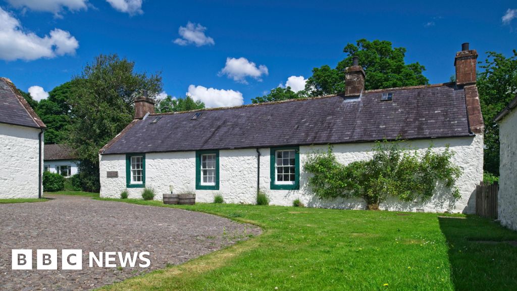 Robert Burns farm charity warns members after Beacon CRM cyberattack data breach - BBC