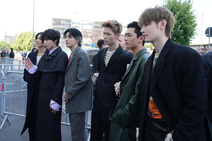 K-pop boy band ENHYPEN members arrive for Prada's Spring/Summer 2027 men's collection presented in Milan, Italy, June 21. AP-Yonhap