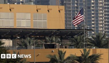 US urges its citizens in Middle East to be ready to leave in case of escalation in region - BBC