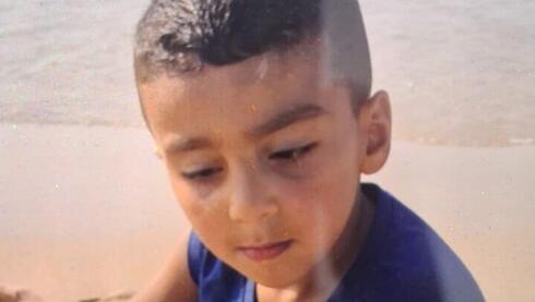 Police ask public for help in locating missing 4-year-old last seen at Ashkelon beach