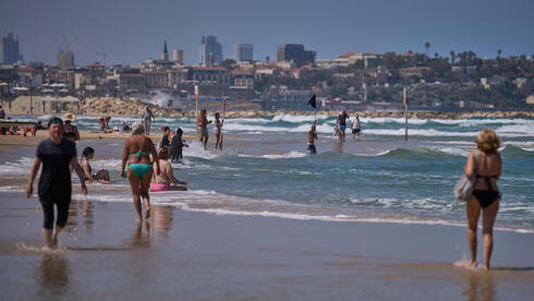 Israel heat wave intensifies, bringing extreme heat stress and wildfire risk
