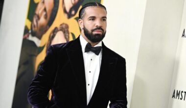 Drake Barks for 'Goth Girl' Streamer in Viral Video: 'Good Boy'