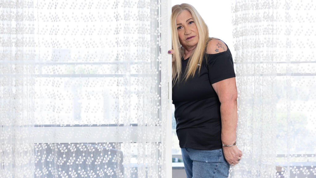 'I always dreamed of fulfilling myself as a writer, not to become famous, but to be able to say: I’m worth something. All these years, I carried a mark of Cain: I was raped' (Photo: Oz Mualem) פלורה לוי