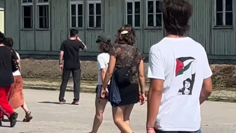 Teen visits Austria’s Mauthausen concentration camp wearing shirt with Palestinian fl